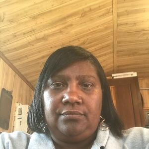 Meet your Posher, Comella